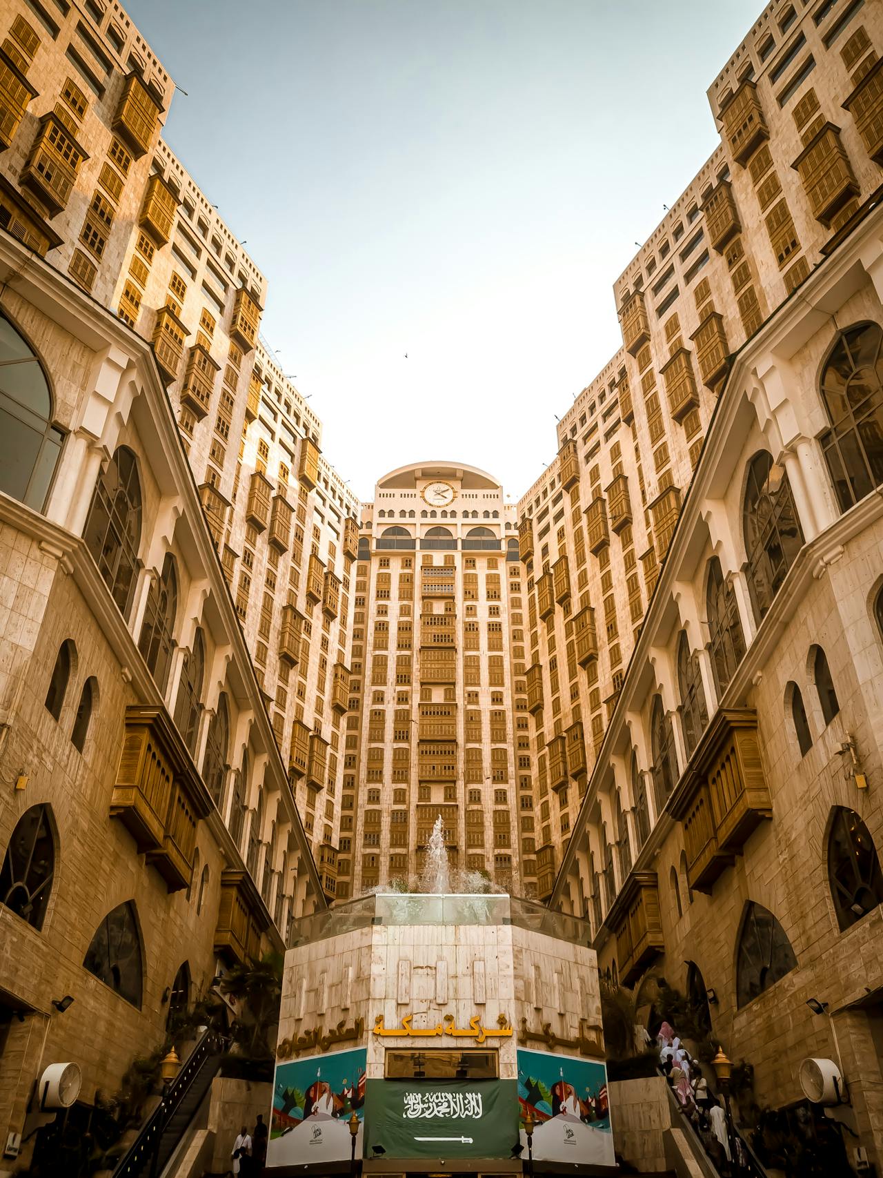 المباني السكنية